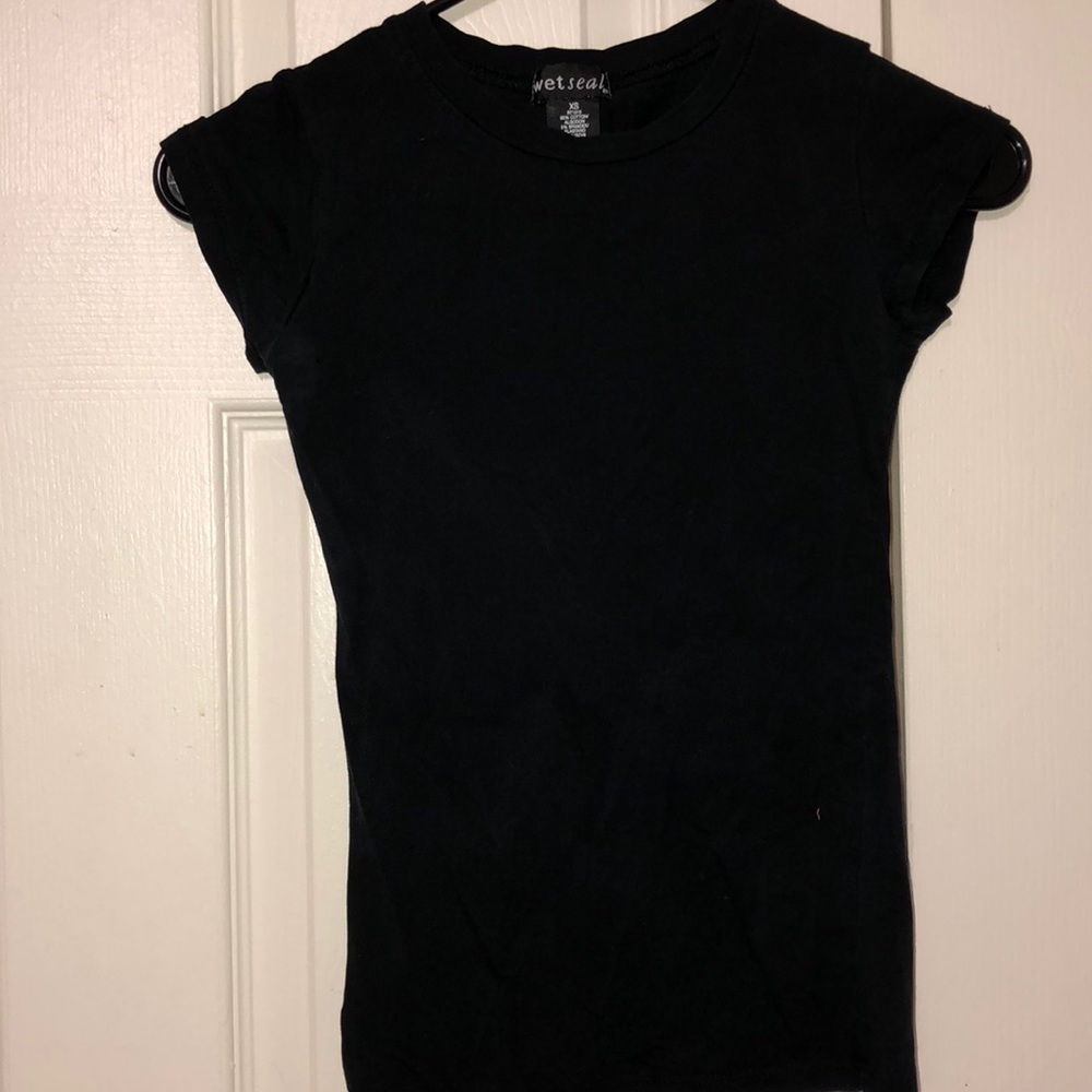 Wet seal Tshirt